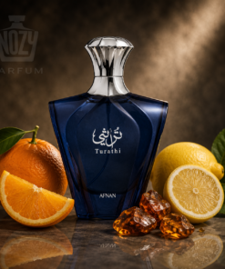 Afnan Turathi Blue Eau de Parfum – friss citrusos-vizes férfi illat elegáns kék üvegben.